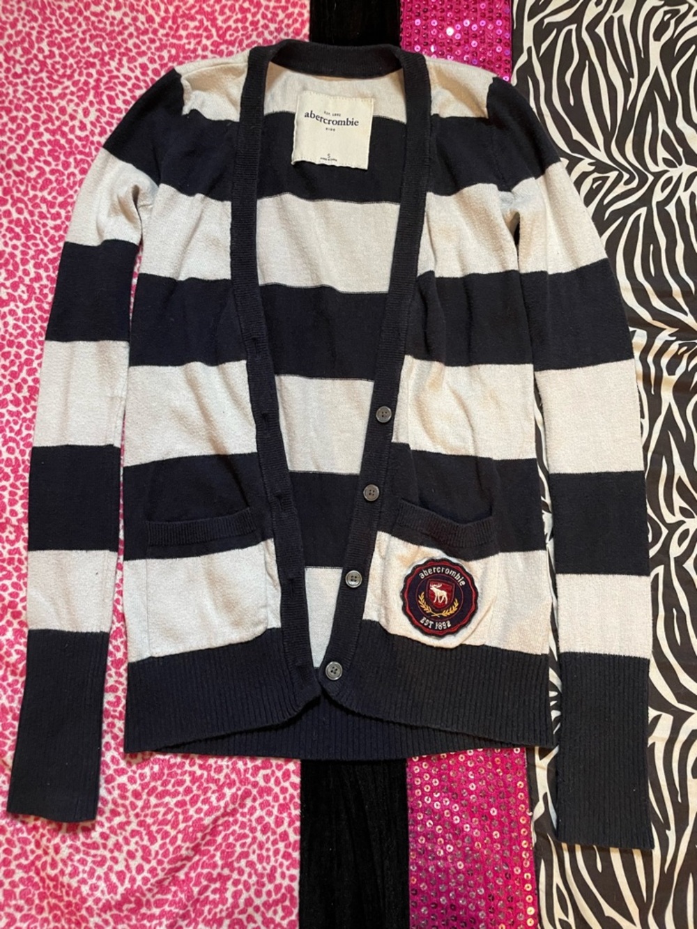 Abercrombie Navy, Black & Cream Crest Patch Sweater